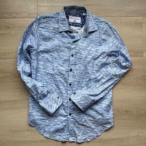 Robert Graham Classic Fit Flip Cuff Skull Logo Blue Button Down Shirt Small LS